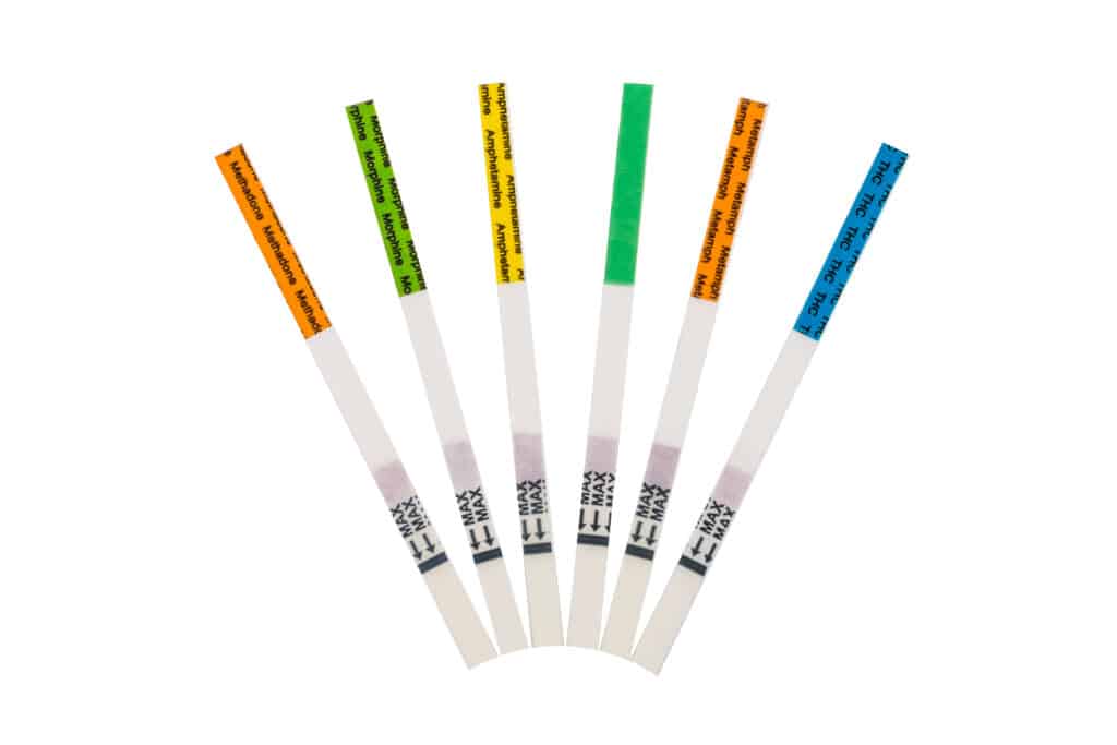 راهنمای کامل و دقیق استفاده از کیت تست اعتیاد سه کاره (۳ پارامتری)